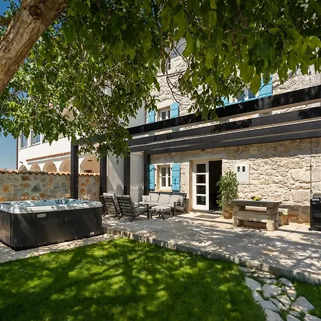 Brisa - 3 En-suite Bedrooms And Private Jacuzzi *